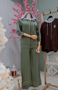 سوت نسائي تركي • مقاسات L-2XL • ٤ ألوان