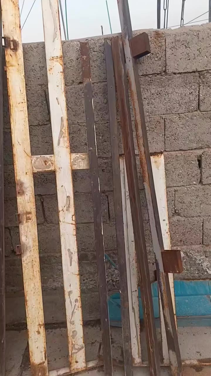 للبيع للتواصل ***********
