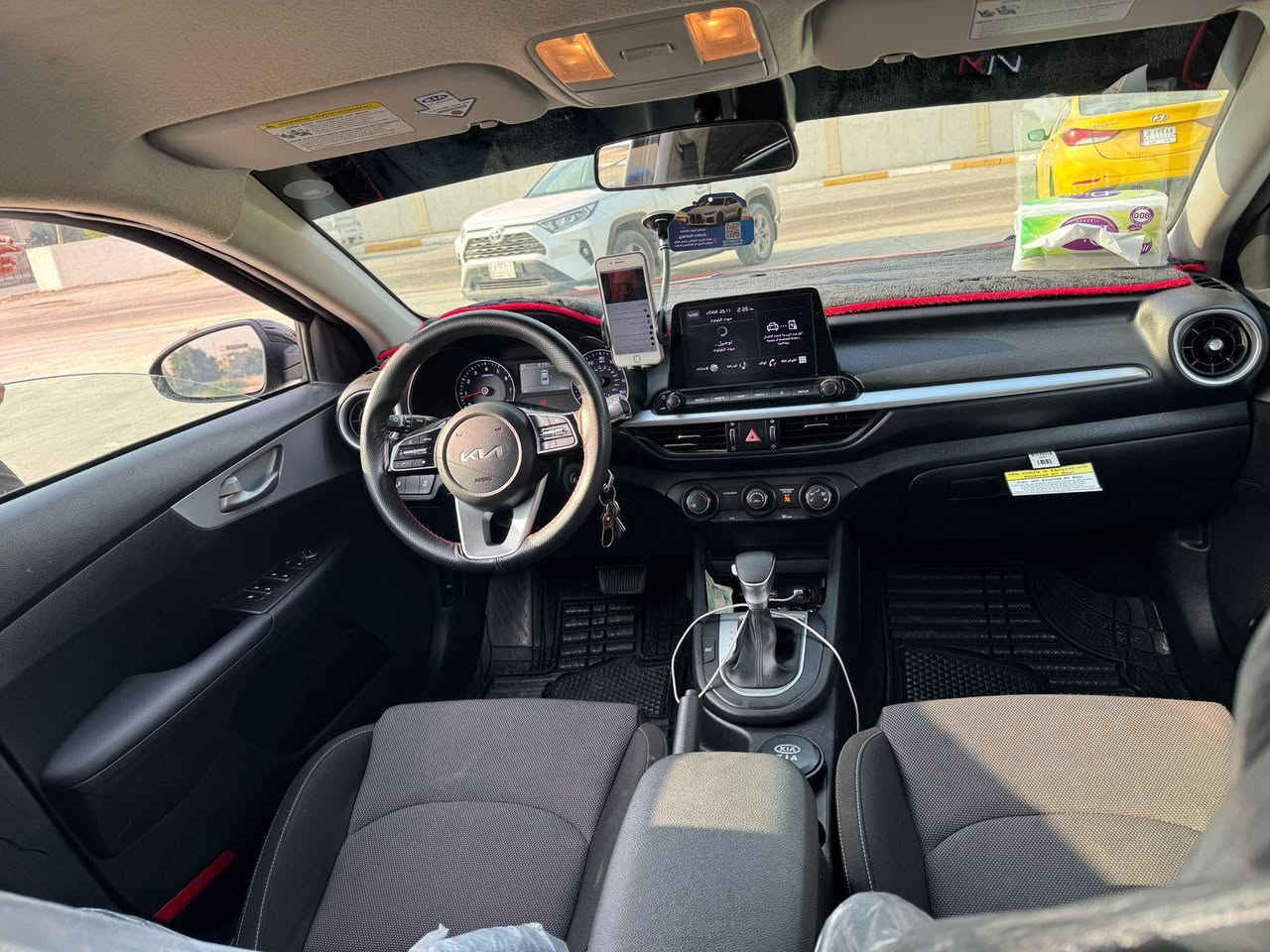 السلام عليكم كيافورتي موديل2024رادار امامي
رادار جانبي 
شاشه  
كأمره دواره 
ثلاث انضمه قياده 
 قياده اليه 
تحديد مسار. ***********
