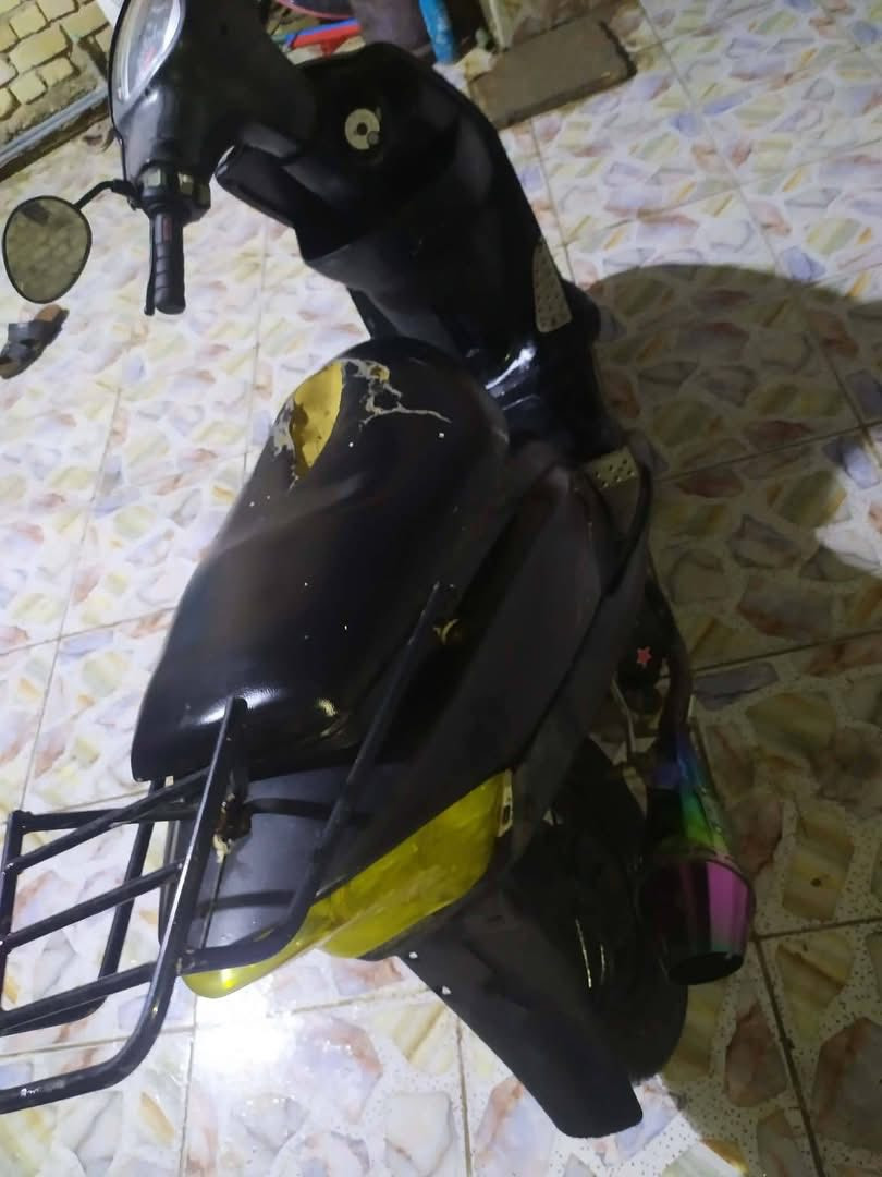 سلام عليكم دراجه للبيع الدراجه شغاله شرط شلعه وعدل مفوله 🚀كهربائيات شغاله كلشي شغال السعر 400 وبيه مجال بسيط مكاني حله نادر الأولى متواجد عل فيس والرقم للاستفسار ***********
