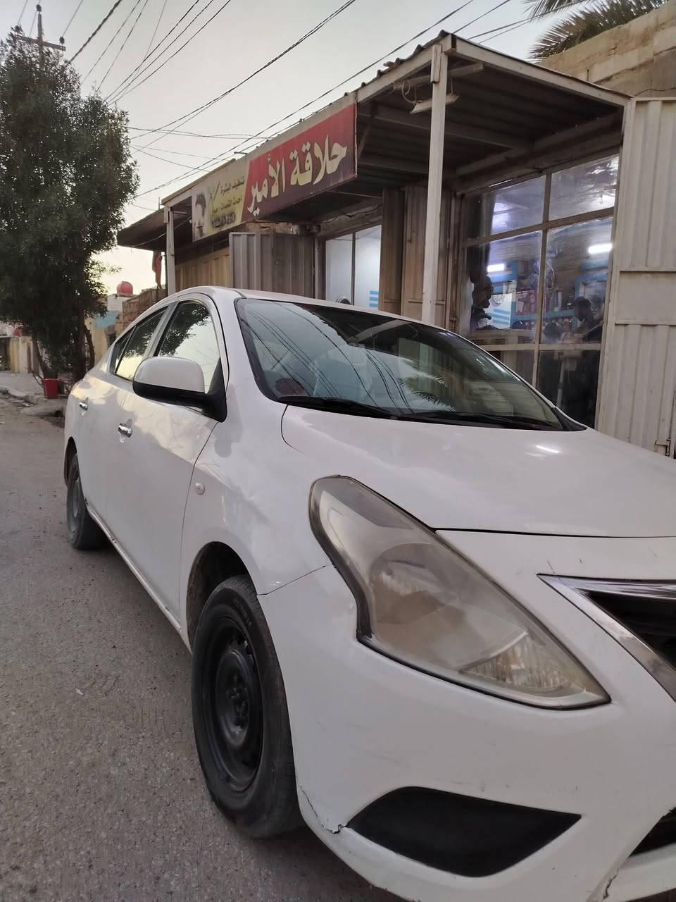 سلام عليكم نيسان سني السياره بكفوله ماعده باردات بيه ويردله تكحيلات كير ومكينه كفاله رقم ربيل سنويه صاقطه بسم شركه تريد وكاله تريد تحويل السعر 95 وبيه مجال رقم ***********
