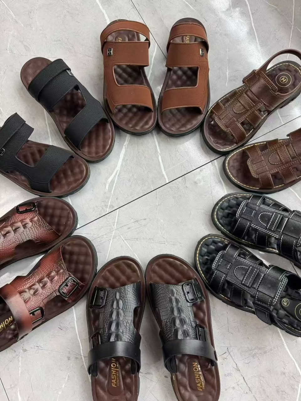 عرض تصفية خاص
 • صنادل رجالية موديل رائج
 • جودة عالية وسعر منافس
 • خامة: جلد مغطّي PVC
 • المقاسات: 40 – 45
 • التعبئة: 80 زوج / كرتون
 • الكمية المتوفرة: 60,000 زوج
السعر: 1.3 دولار للزوج فقط


**إذا كنت صاحب هذا الإعلان وتريد حذفه لأي سبب، رجاءا أرسل رسالة إلى الدعم الفني**