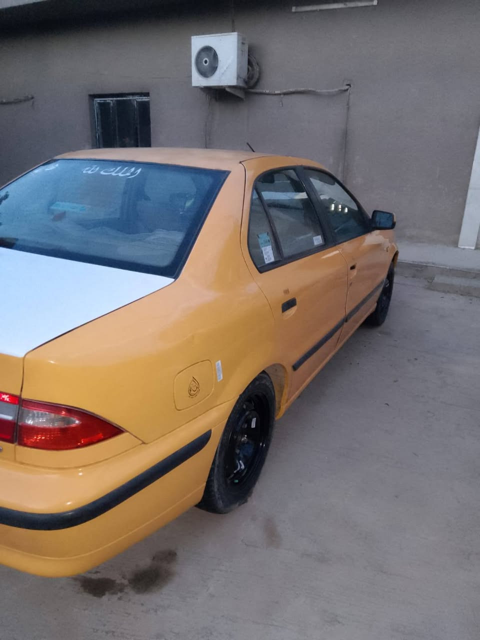 سلام عليكم اسمد موديل 2012 للبيع عنوان بغداد شعب سعر 44بدون صبغ بدون ضربه بدون  جراد خفيف تبريد ثلج صدر نص عمر رقم تليفون ***********
