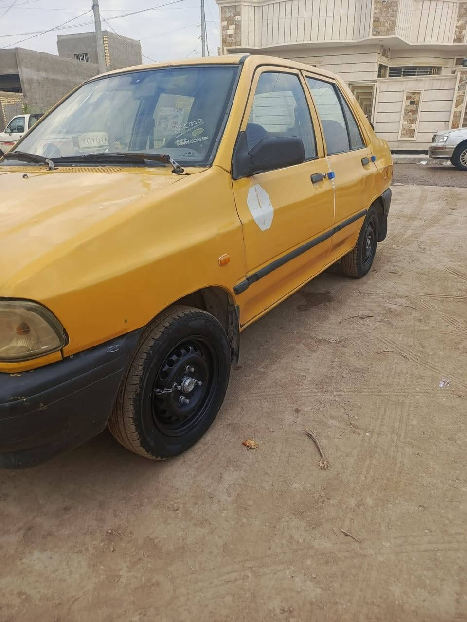 السلام عليكم سايبه موديل 15سنويه  نافذه  غرامات ما عليه فقط هيه    رقم بصره ،.الماني سياره مرتبه نضيفه كهربايات شغاله كلهه حداديه زينه تخم تاير  كير محرك زينات 
العنوان ميسان كميت الشراي ينتصل خاص ماكو 
السعر 16وبيه مجال 
***********
