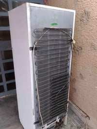 ثلاجة • للبيع • منزلية