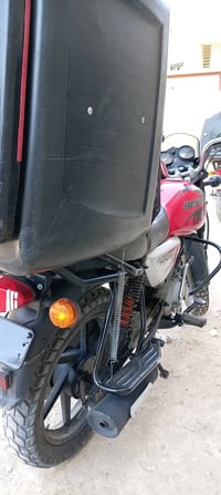 بوكسر مديل ٢١ مرقمه مستلم بس سنويه دراجه حلوه مجفته مره وحده و بيه مجم...