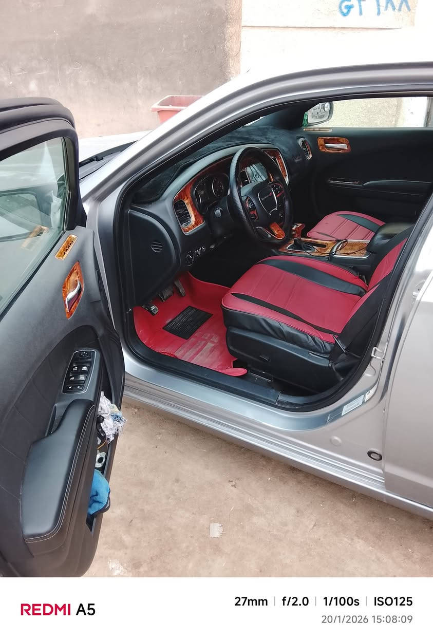 جاجر 2016 عدد قطعتين صبغ كير مكينه حداديه كفاله 
سياره عدن فتحه فول مواصفات الاخيره سعرها 175 وبيها مجال للشراي بخدمته *********** بصره ابو الخصيب عويسيان
