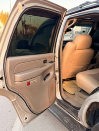 تاهو بترة موديل 2004 رقم بغداد انكليزي  اصولية مكفوله جميع شرعياتها ال...