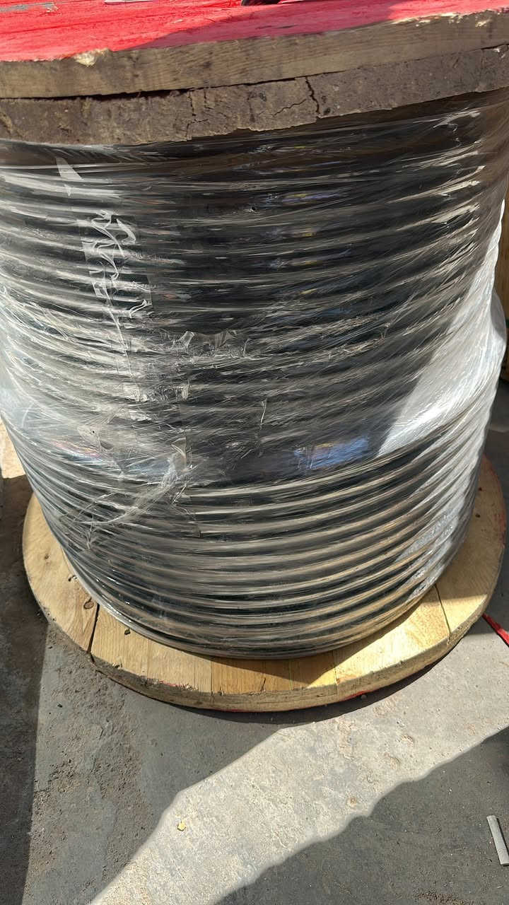 تم بعون الله وصول كيبلات وأسلاك اربدّ الذهبي  سينمس 2*1،5 
2*2،5 
2*4 
وكيبل 4*6 
4*10
4*16
4*25  وفلكسات جميع القياسات الوكيل الحصري في العراق محلات الدهاليك بغداد كم ساره مجمع سيد مأمول الاداره الحاج حاتم ومصطفى الدهلكي  
***********

‭0770 785 5362‬
