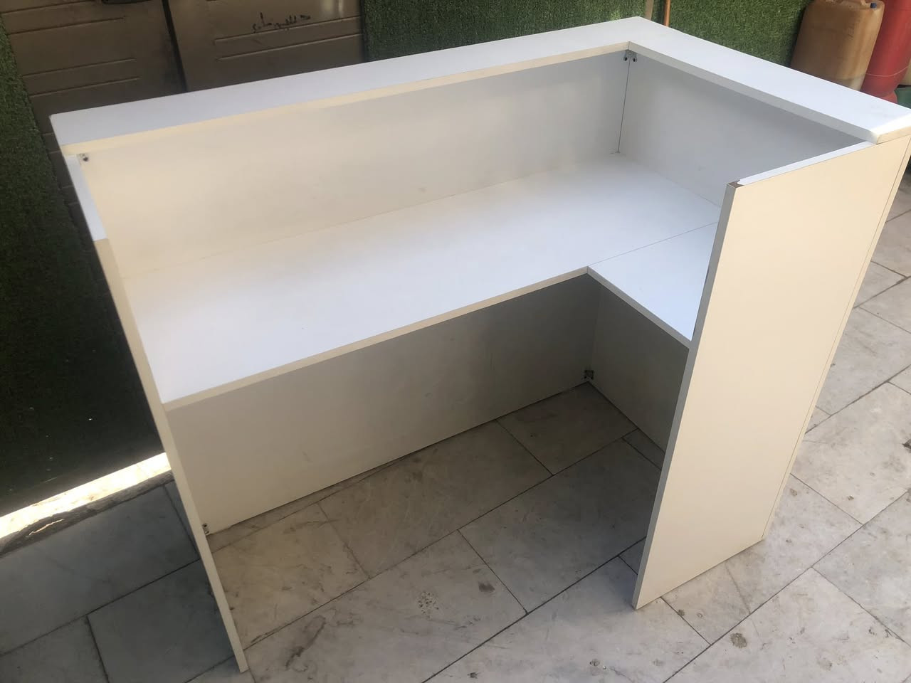 ميز كاشير  محلات كبير تركي نضيف جداا استعمالة كلش قليل للستفسار راسلني وتساب *********** مكاني بغداد ؟
