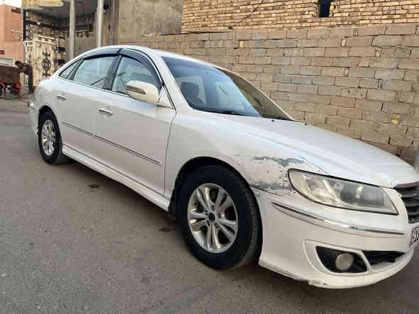 سلام عليكم سياره أزيره موديل 2011  رقمه بصره سياره  خليجي جديده بيه ضرر بس جاملغ امامي  مبدل باقي كفاله سونار موجود رقم  صاحب سياره 

‭0783 090 6849‬
