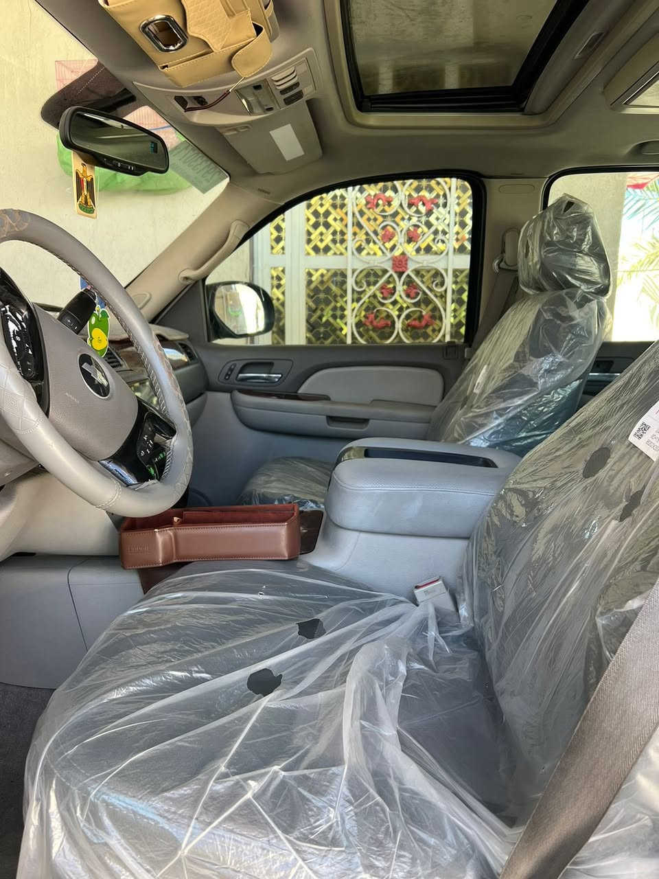 شوفر ليت (تاهو) موديل 2010 حاويه بدون كص مكفوله كفاله عامه سرقه ونتربول وارد خليجي فول مواصفات 1/1 دواخل سياحي ملكي مكينه كير كفاله بلجيس حداديه جديده تخم تاير  ‭٠٧٧١ ٢٥٨ ٤٧١١‬
