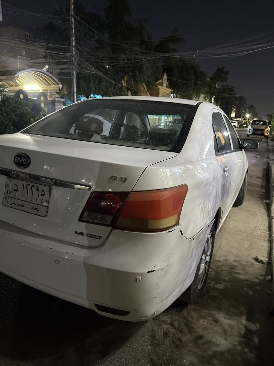 بي واي دي جي ثري ٢٠١٥ ماشية١٣٤الف السعر٤٦ورقة وبيها مجال العنوان بغداد الشعب***********
