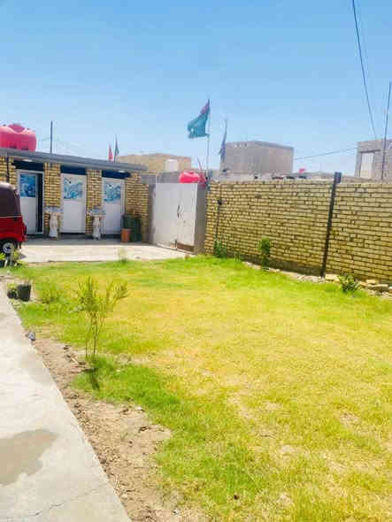 بيت للبيع طابو زراعي سند 25 المساحه 500 متر  غرف نوم ثلاته وصاله واستقبال ومطبخ كبير حار وبارد .وحديثه وممرات.عنوان المعاره قرب الحسينيه السجاد .للاستفسار مراجعه المكتب حيدر السلطاني ***********.   *********** السعر 120
