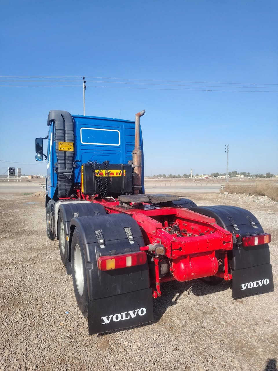 سلام عليكم فالفو ٢٠٠٥ للبيع مربوطه فلات ٤ محاور سعر ٢٠٠ وبيها مجال مكان ديالى ***********
