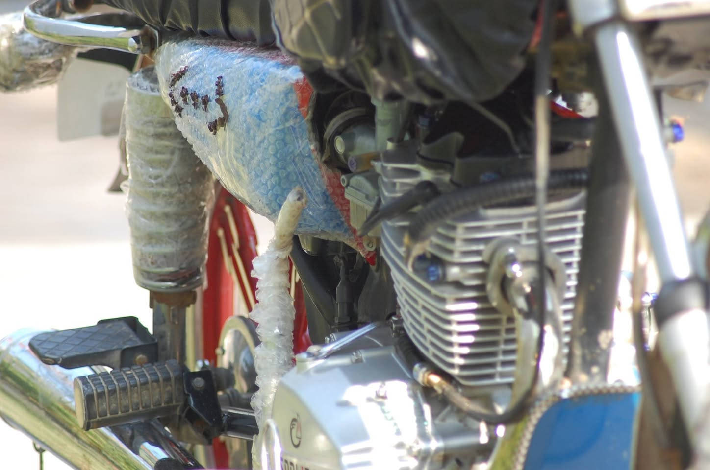 للبيع دراجه سيفان
موديل 23 
اوراق اربعه وياها كامله 
محرك ناعم 
نشاط خير من الله 
السعر 600 وبيه مجال بسيط 
المكان ديالئ ناحية الوجهيه 
***********
