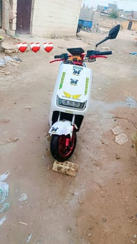 دراجه شحن نوع هوندا  ست بطاريات  تزويد ستيرن + فجوج بريك امامي+ خلفي +...