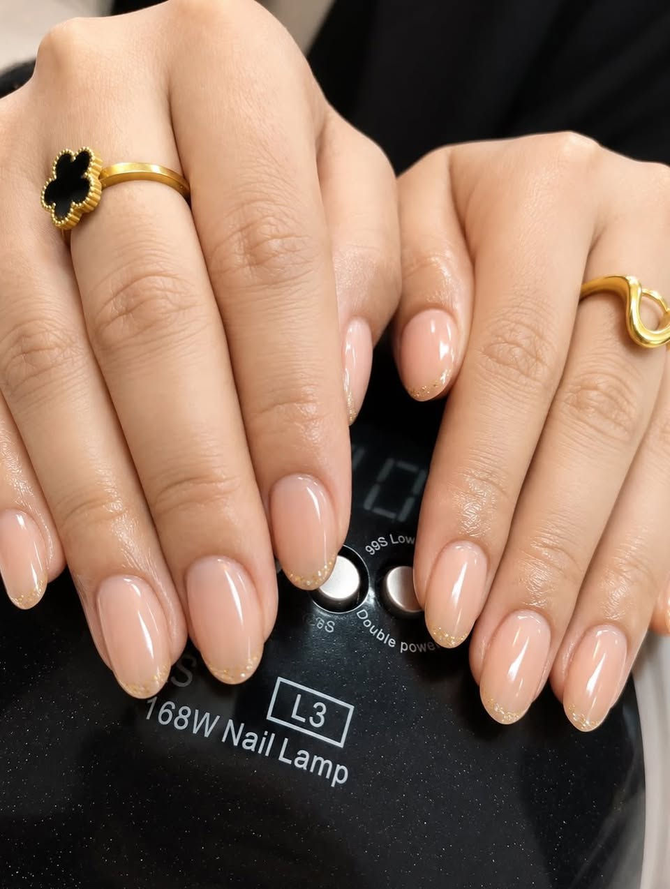 نبأ الشمري

صالون ديفا 🥰🥰

سماوه الغربي مقابل متنزه الورده 

***********

https://www.instagram.com/diva_saloon_h.smawa?igsh=dTEyYm1xc2lianJ0

