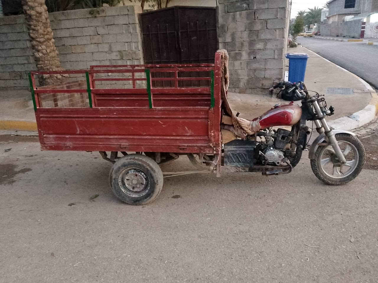 سلام عليكم ستوتة للبيع موديل 15 ام الطير محرك 22 بس الكاردن شوية يجلب بدون اوراق السعر 550 وبيها مجال رقم الهاتف *********** مكاني ديالى بعقوبة بهرز قرب جامع اسامة بن زيد
