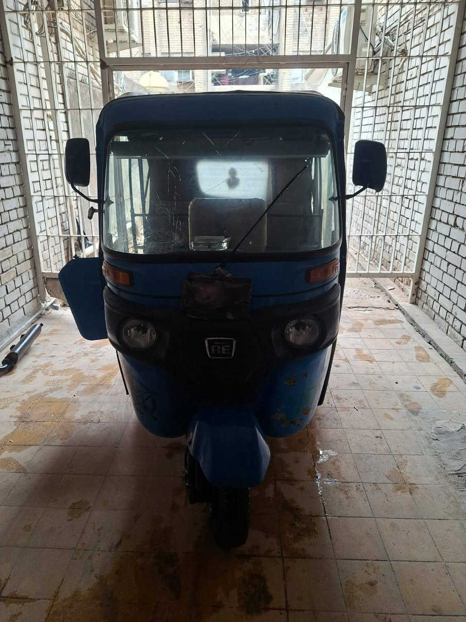 تكتك ٢١شهر ١١/ضربه بالغد وضربه خلفيه  ومحركه يرادله شرك /رقم نكليزي نجف مشروع وطني يعني بي مكان تحول
بغداد البلديات 
السعر ٧وبيه مجال
***********
