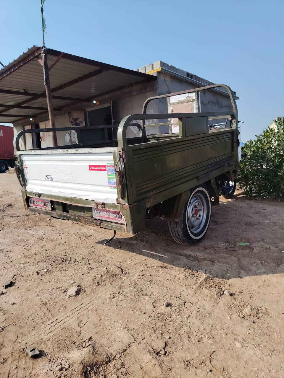 ١٩ أوراق اصولي ٦ مكينه ٢٥ ركبه مكفوله مليون ٤٠٠ محاويل ناحيه لامام طريق جبله ***********
