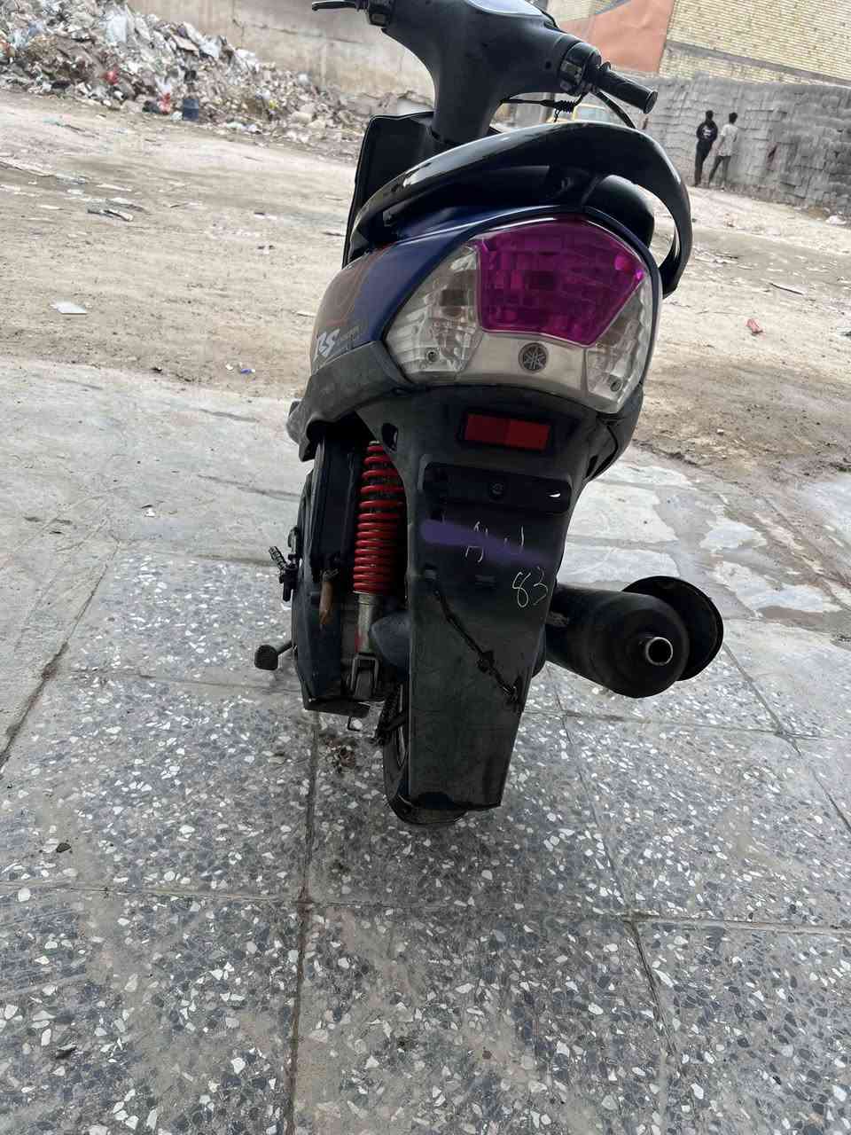 سلام عليكم ماكس عدله الدراجه جديده مكفوله ختم واحد ملحه دراجه مال رمبه سلف بلادي كبريتر بلادي صالونصه بيهه بلاديه من رمبه  المكان  ♥️   لامين الثانيه شارع النواب ❤️الرقم ***********✅
