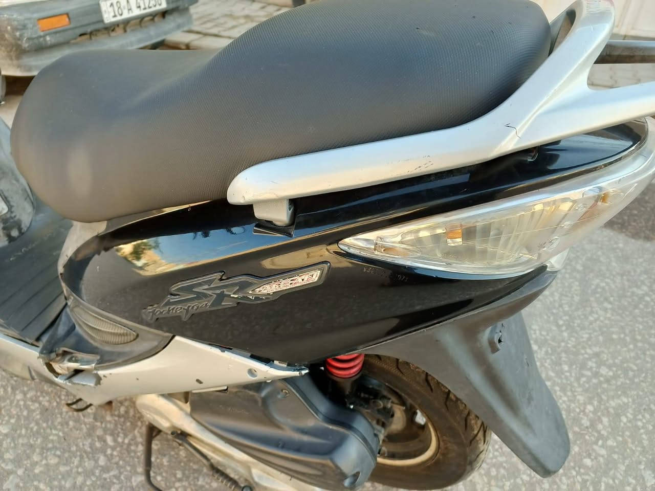 للبيع دراجه كامكو G4مكينه حاويه قبل شهر مشدودة الدراجه علفحص بيع مستعجل 450نهايتها وكل كفراتها ختم واحد ☝***********الشراي يتصل
