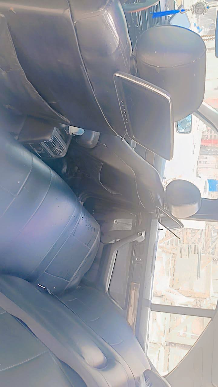 السلام عليكم  بي ام 525 سياره جاهزه من كلشي وين ماتريد ترايك تبريد ويه سويج لايت زنون كاهرباء من طول لطول شغاله حداديه جديده كير مكينه شرط فحص  3شاشات مضخم 🔊🔉صوت سياره ماناقصه شيي
العنوان ميسان  السعر57 بيع ومراوس تكسي حسب قناعه واني خادم ***********
