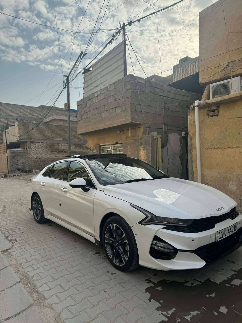 سلام عليكم
K5 2023
وارد كوري هايبرد بانزين صرفها حاله حال الكورلا الهايبرد 
استيراد خاص فول vip🔥🔥
بغداد بسمي 
كامرات ٣٦٠فقط الاماميه بيها قطع والحساسات الاماميه كذالك يرادلهن صيانه لين بيهن واحد تالف وممسوي مموكف سياره وممحتاجه بس نكوله لين حق هذا 
تشغيل عن بعد وتتقدم وترجع عل بصمه من تسوي الحساس يشتغل مال تقدم وترجع 
بيها ٣رصعات واضحات 
سونار موجود حادثها القطع لمبدله بدون صبغ ومعجون 
كشنات تدفئه تبريد الخلفي فقط تدفىه 😌
خزن ميموري كهربائيات الكشنات 😌
مري شفط وقلاب ويا البك ورادار واشاره وكامره  😌
بصمه 😌
بنرامه 😌
كير ماوس والعادي بل شفتات 😌
البوب الهلفيه بردات بلادي تصعد وتنزل بل ايد 😌
اناره محيطيه وبدشبول بلادي يتغيرن الوان من الشاشه 🔥
داخل صاج بلادي 🔥
سياره بمعنه الكلمه جديدا مافولها فقط محسن +ماشيه 61 km 
حداديه السياره مسويلها ادامه كامله يم غزوان المياحي 🔥
نوزلات بلكات كله وكاله بشرط سحبها ممتاز 🔥
مكينه كير كفاله عامه سياره مال جني محتني بيها كلش واذا اكو مراوس حسب القناعه 
للتصال ***********
بيع مستعجل 
العنوان بغداد
