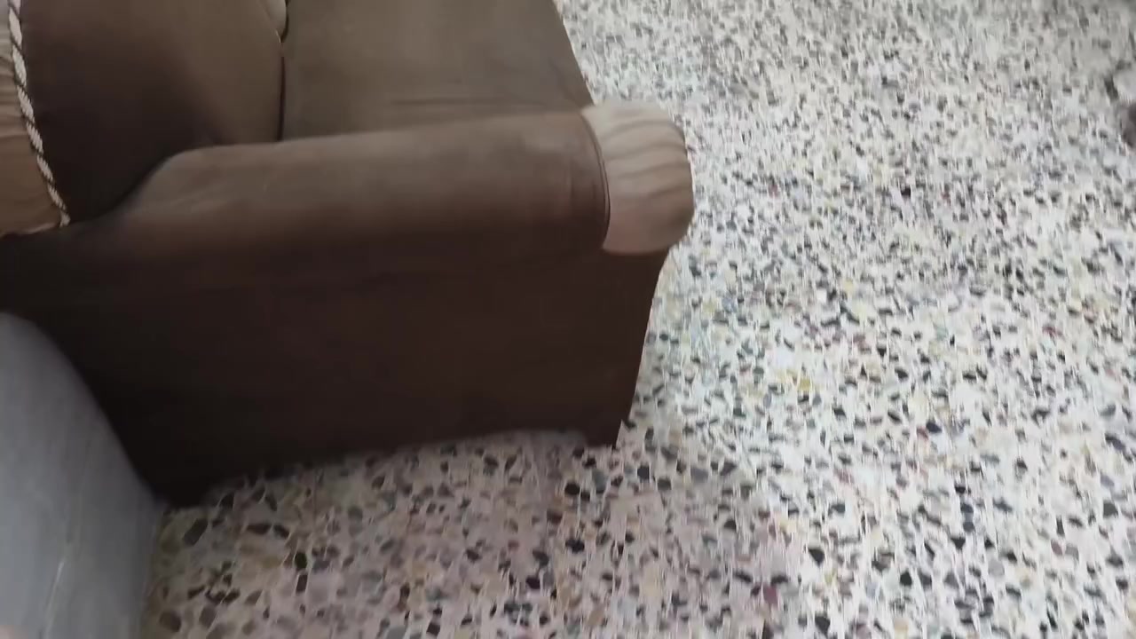 سلام عليكم ديوان سعر275 وبي مجال  عنواني بابل شارع 80 نجف رقم ***********
