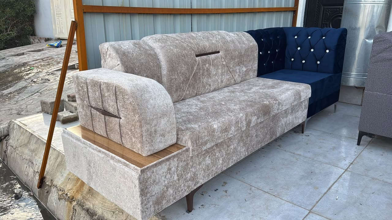 ⸻

✨ إعلان معمل الأمين الملكي للقنفات والجلسات العربية ✨

🔹 نوفر لكم أجمل وأحدث التصاميم للقنفات والجلسات العربية بجودة عالية
🔹 خامات (قماش) فاخرة ومتنوعة تناسب جميع الأذواق
🔹 تنفيذ حسب الطلب وبأدق التفاصيل

📏 المتوفر لدينا:
✔️ جميع القياسات (صغير – وسط – كبير)
✔️ تفصيل حسب المساحة المطلوبة
✔️ كادر متخصص بخبرة عالية في التصميم والتنفيذ

🎨 أنواع القماش:
▫️ قماش تركي فاخر
▫️ قماش مخملي ناعم
▫️ قماش مقاوم للبقع وسهل التنظيف
▫️ ألوان متعددة حسب الطلب

📍 العنوان: كركوك – الحي العسكري – قرب جامع خديجة

📞 للاستفسار والحجز: ***********

🔥 شغل نظيف – أسعار مناسبة – تسليم سريع 🔥 كركوك, العراق
