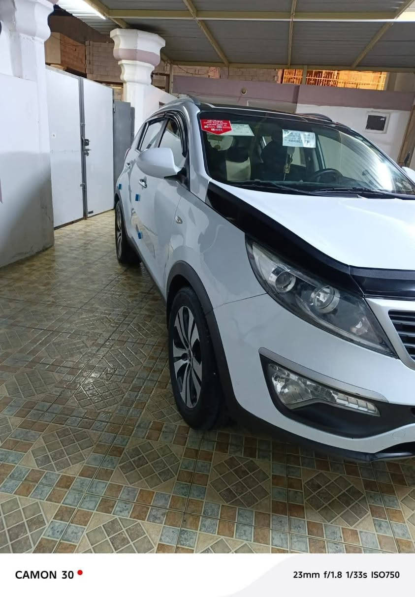 كيا سبورتج ٢٠١٤خليجي مكفوله كفاله عامه بدون صبغ بدون تبديل بدون بارد رقم اربيل الجديد هزه جديده تحويل ثاني يوم سيارة احله من الصور كير ومحرك وكهربائيات وتبريد وتدفئه كله مكفول صدر امامي وخلفي وتخم تاير كله جديد
موصفات 
بانوراما 
شاشه 
كامره
تحكم ستيرن ثلاث جهات
حاكيه موبايل 
دشبول ليزري
حساسات خلفيه
خمسه ويل كروم
بلوجكتر مسدس
برده صندوك
ثلاث انظمه قياده
لد نهاري 
نظام ABS
ثلاجه بالجكمجه
 المرايه اوتو دم تعتيم ذاتي
كروز قفل سرعه 
سياره جاهزه  من كلشي السعر ١٦٣وبيها مجال رجاءً الشراي يتصل*********** بيع نقد فقط أو مراوس حسب القناعة مايعجبك المنشور تكدر تعبره وتعليقك يعكس أخلاقك مكاني الأنبار الرمادي
