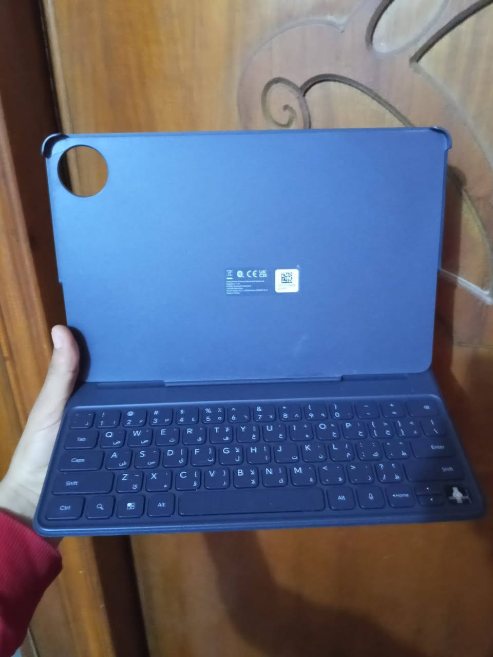 السلام عليكم ايباد البيع نوع الجهاز / HONOR Pad 10 الجهاز نضيف بيه حاسبه شغاله وياه كفر وكارتونه وصارلي 3اشهر مستخدمه وبيه كسر بشاشه او بل الزكه ما متكد منه مثل مجاي اشوف بعينك  سعره/350 وبيه مجال الرقم /*********** /متواجد  مزنجر وتساب وخط وهلا بيكم
