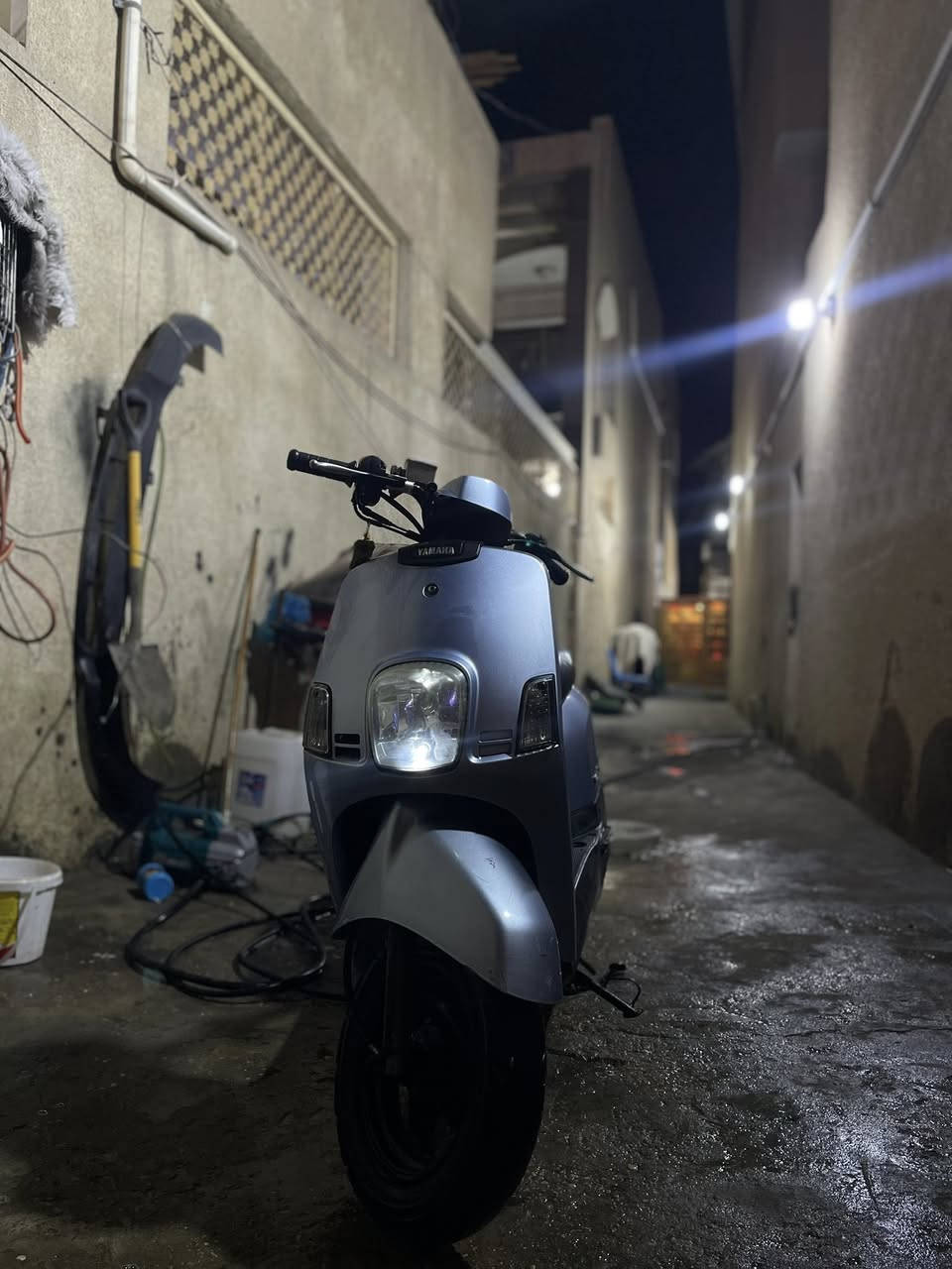 سلام عليكم بوليس ٢٠٠٩نوزل الدراجه كلش حلوه و جديده السعر ٦٧٥ وبيه مجال مكان كربلاء
***********
