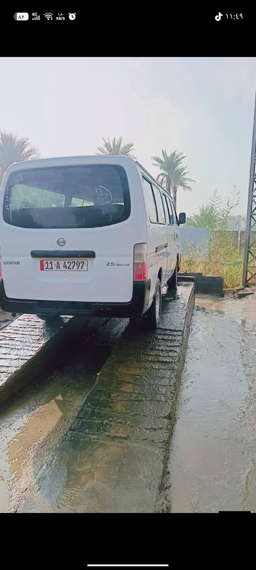 سلام عليكم نيسان موديل 8سياره جهاز من كل شي مكينة وكير واكسن جد ادخل مدشه رقم بغداد انجليزي بيه صبغ الدواير فقط سعر 110وبيه مجال مكاني حصوة اريد مراوس بنيسان عاليه 15 16  ***********
