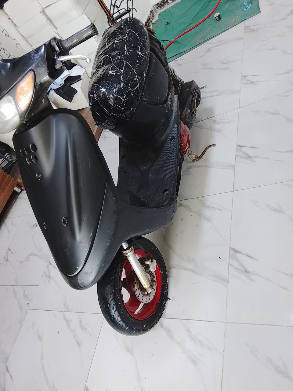 سلام عليكم ياماها 5 للبيع سعرها 175 مكاني ابو الخصيب عوجه محلات الملعب ***********
