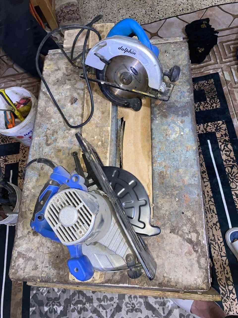 سلام عليكم غراض نجاره نظيفه جدن البيع عنواني بغداد الدوره ***********
