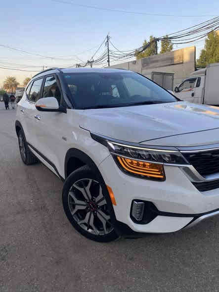 السلام عليكم
كيا سيلتوس موديل 2023
حجم المحرك 2.0
السياره فول مواصفات فتحه بصمه رقم بغداد تحويل ثاني
يوم باسمي
حادث جاملغ خلفي فقط 
مواصفات :-
1-تحكم ستيرن فول
2.كامرا دوارة
3. نظام كير سبورت
4.ويل كب
5. كشافات
6.لايتات لد
7.نظام ايكو
8.نظام تزحلق
9.رادار تحديد المسار
10.رادارات جانبيه امامي خلفي
نقطه عمياء
11.تدفئه بالكشنات خلفيه اماميه 
12.فتحه سقف 
سيارة2023نضيفه جدا أخت الزيرو
ماشية 32kفقط أخت الزيرو
السعر:159 
 ***********
مكان بغداد
