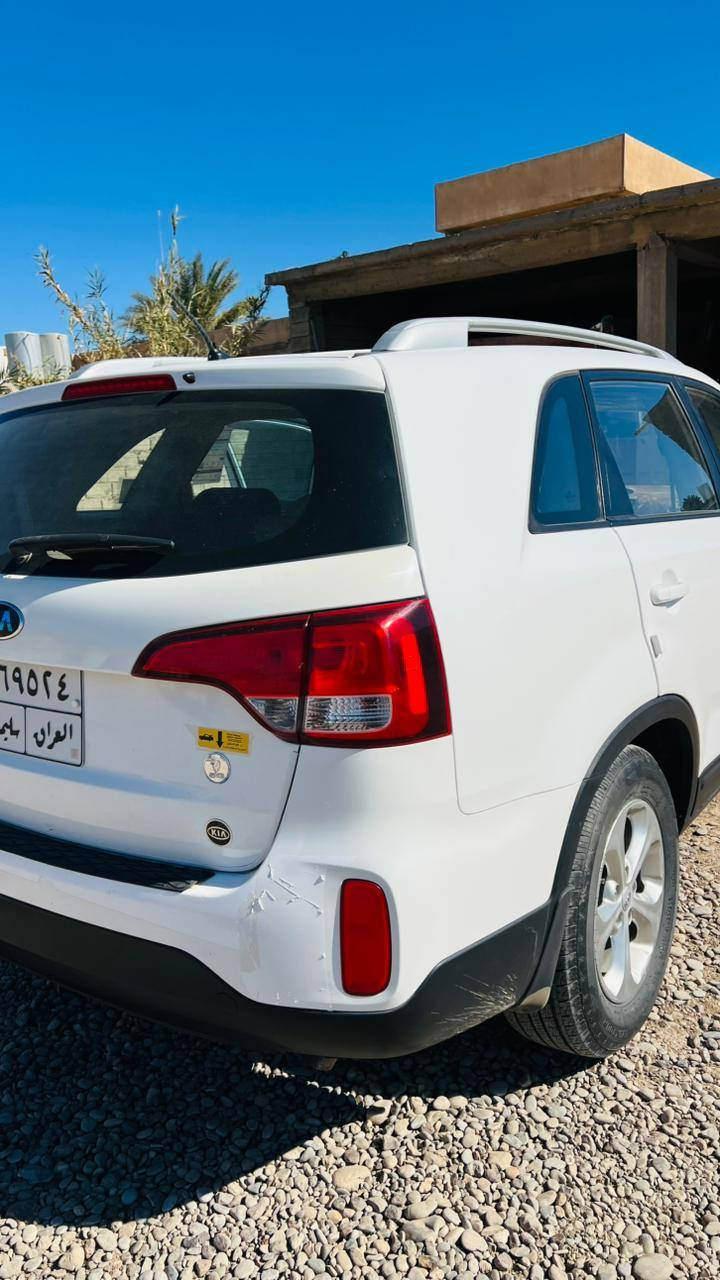 سلام عليكم 
للبيع سورنتو 2014
كفاله عامه كلين شرط محرك گير صدر تايرات تبريد تتدفئه كلو شرط التحويل شرط لل ستفسار الاتصال على الرقم ***********
