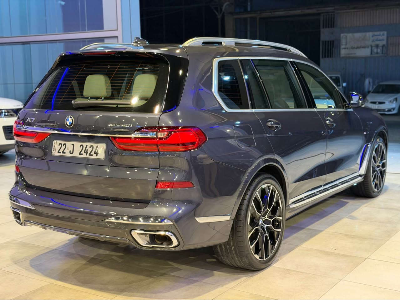 BMW X7M 2021 
6 سلندر وكالة عروش 
اندفيجول فول فول 
سيارة مكفولة كفالة عام 
لايتات ليز ليد 
رادار كبير امامي قيادة ذاتي 
بانوراما 
سقف روس رايس 
٧ نفر 
كشنات هيتر تبريد مساج 
بردة خلفية 
سويج كبير 
هيكل M بيلاد 
ويل ٢٢ 
سقف شاموا 
كشن ديزاينو 
سيارة كفالة عام حتي دعامية شرط 
مغلف ppf 
مكان سيارة اربيل 
٤٦٥$
*********** وتس اب أربيل, العراق
