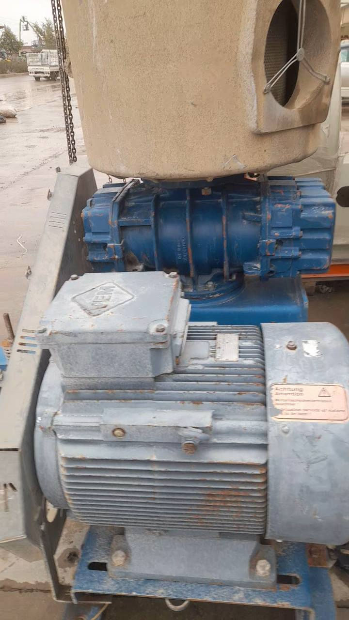 السلام عليكم متابعين صفحتنا الكرام يتوفر لدينا روت بلور ٨ انج مع ماطور ١٠٠ حصان دورة ١٥٠٠ الماني ،،اربيل،،،،، يتوفر توصيل مجاني جميع المحافظات، ،*********** ،واتساب
