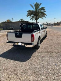 نيفارا • موديل ٢٠١٢ • ٢٠٠٠٠٠ كم