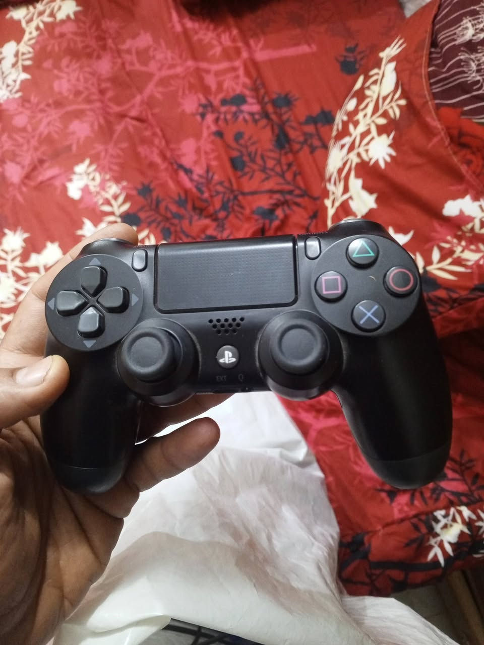 بلي ستيشن 4 اريده ب200 نهايته من الاخير ويا قرص طوبه ويدتين ولصور توضح كلشي


**إذا كنت صاحب هذا الإعلان وتريد حذفه لأي سبب، رجاءا أرسل رسالة إلى الدعم الفني**