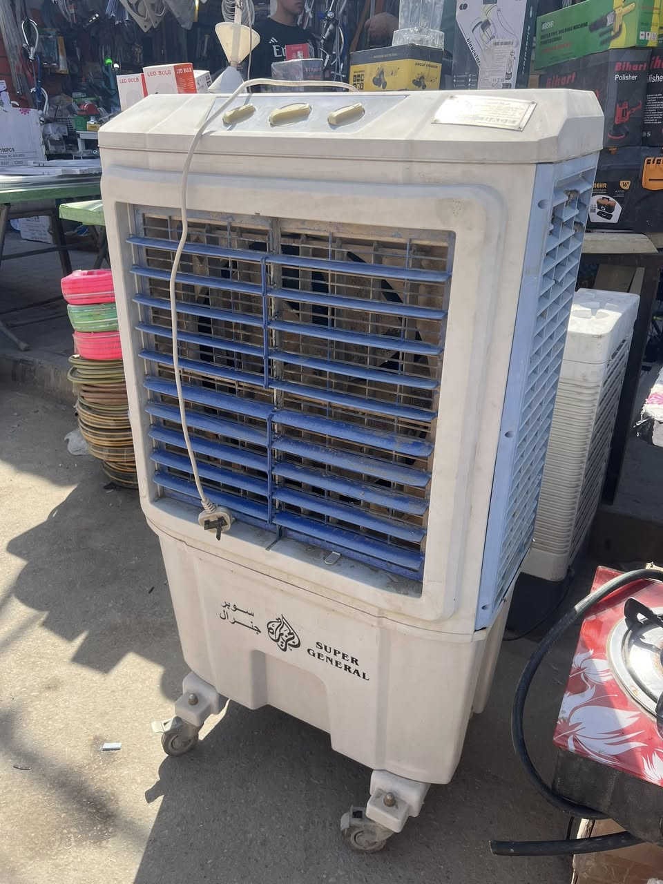 غراض للبيع نظيفات كلمن وسعره ***********
