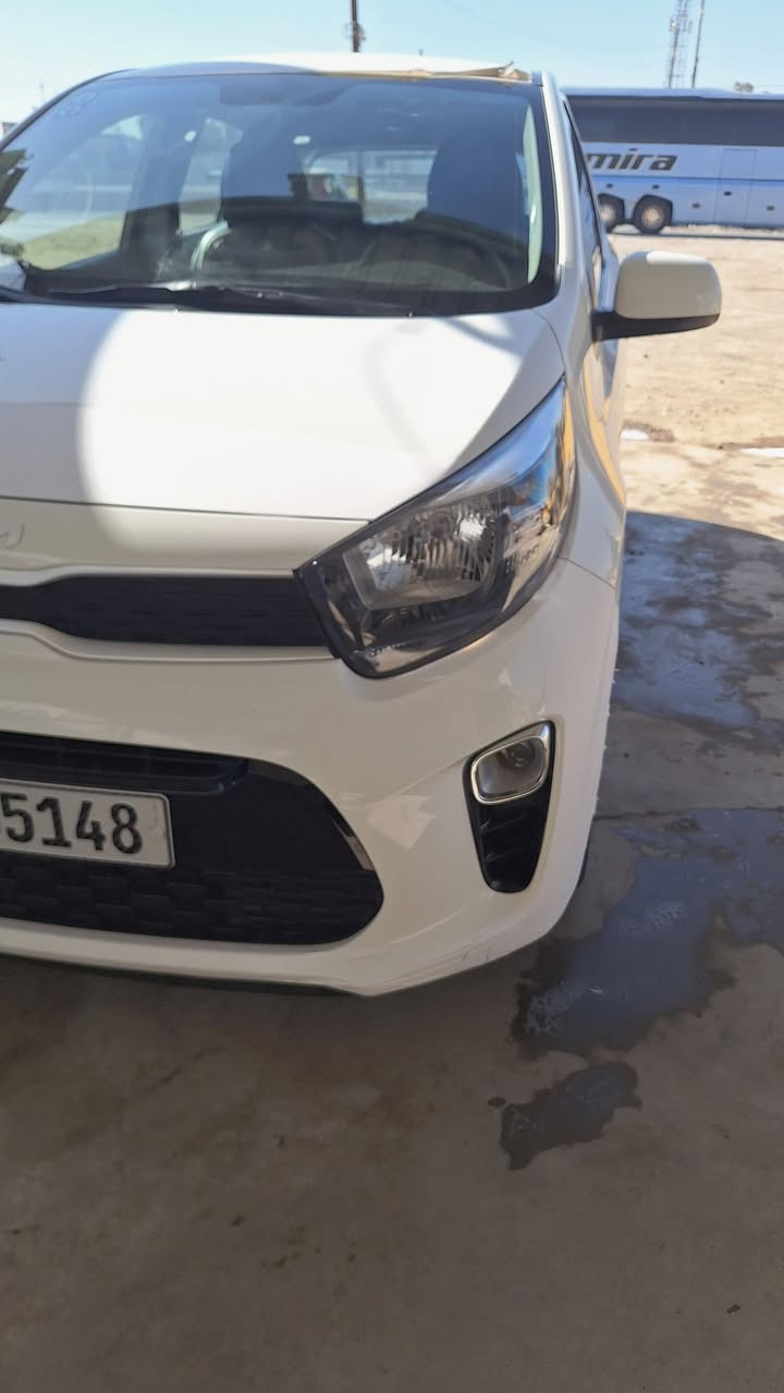 السلام عليكم
 
للبـيـع

 كيا بيكانتو 2023 خليجي  

كفالة عامة ماشية 16 الف  

مواصفات 

محرك DOCH المرغوب 4 سلندر   

تحكم ستيرن جهتين  

4 جام كهرباء 

بلوجكتر امامي

شاشة 

كامرة دوارة 

لد نهاري

ويل كب 

مانع انزلاق

 حساس اطارات

سويج عدد 2 

‏AUX و USB

 بلوتوث وحاكية تليفون   

للاستفسار : ***********
