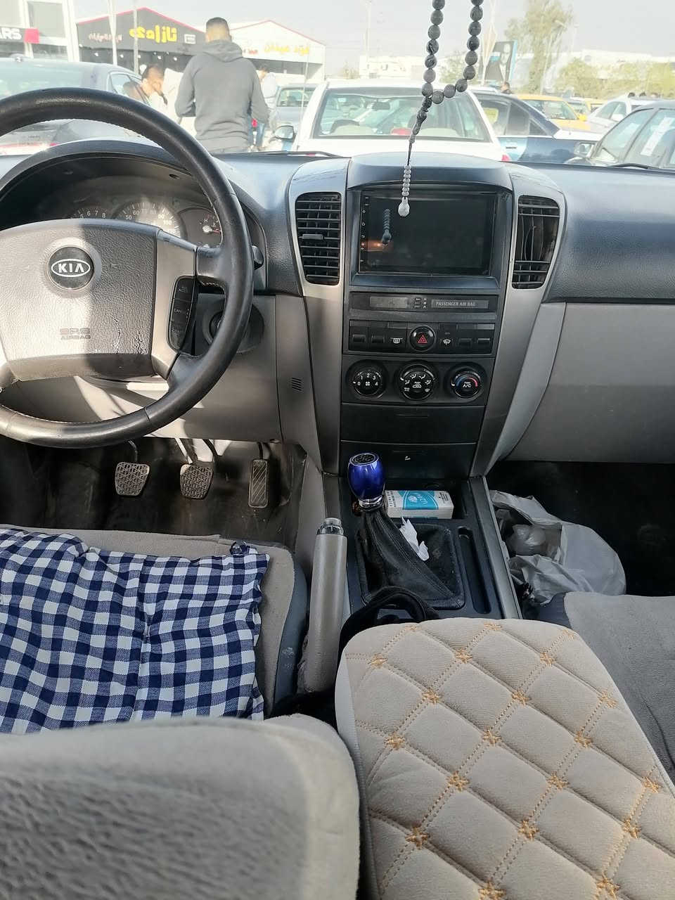 كيية سورينتو 2005 كير عادي و محرك بلادي 6 سلندر  صبغ عام  السيارة باسمي السنوية لغاية 2028 الهزة جديدة  تايرات جديدة 5 نفرات قفل مركزي  السيارة نظيفة ماشاءالله  بيع و مراوسة السعر 70 وبي مجال السيارة بكركوك و صاحب السنوية بكركوك ***********/***********
