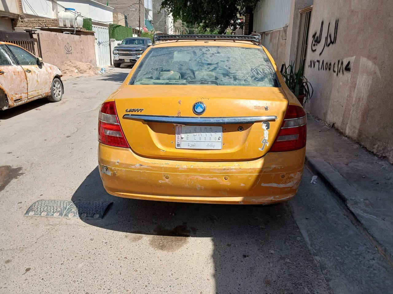 السلام عليكم
جيلي موبل ١٢. بغداد ألماني مكفولة من الضربة كير محرك ومحرك كورلا يارس ١٦٠٠ محرك جديد شرط التحويل السعر ٣٥ مكاني بغداد 
***********
