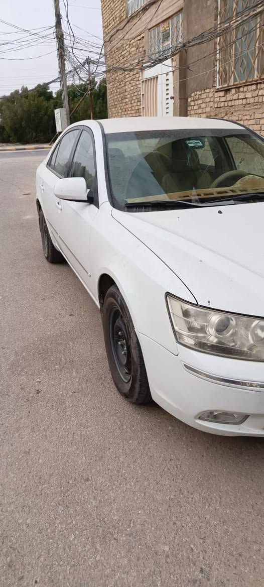 سلام عليكم سوناتا 2009خليجي مكينه 2400تخم تاير جاهزه من كل النواحي بيه جاملغ وبنيد سعر 120ربيه مجال لشراي للستفسار ***********
