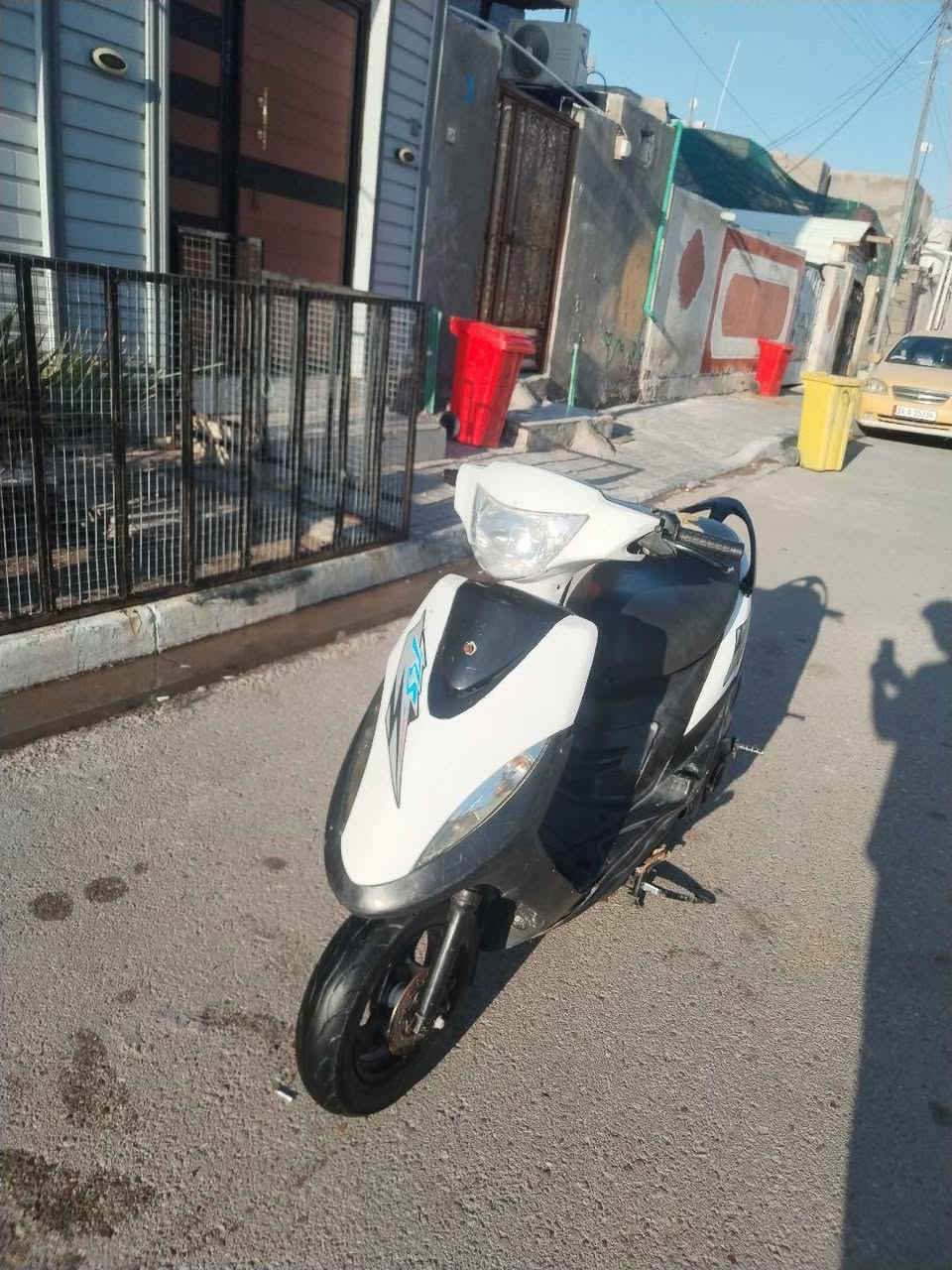 ماكس عدله ياباني ما مفتوحه كلها بلاديه دراجه خير من الله كلها شغاله لايت عالي ناصي اشاير سكنات اسطابات هورن عداد سرعه عداد بأنزين مكينه اي صوت مابيه دراجه نقصه كلج خلفي تعبان السعر 625 مكاني بصره حيانيه قرب معارض سيارات الجديده رقمي *********** واتساب موجود
