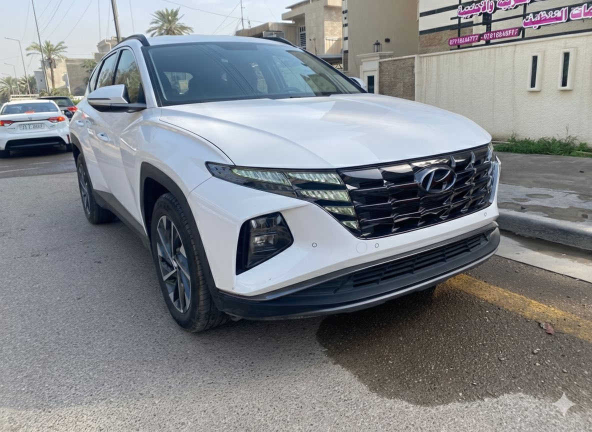 السلام عليكم للبيع                         توسان موديل 224السياره كفاله عامه عده رصعه كلش بصيطه بلباب الخلي فول عدا الفتحه بصمه ورادار وشاشه الجبيره المرغوبه عداد المسافه 35 ماشيه رقم بغداد السعر 22500رقمي ***********
